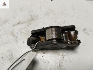 коромысло клапана (рокер) Renault Laguna 2 поколение [рестайлинг] 2005, 2.0 л., бензин, МКПП, серый, универсал, 7700107556