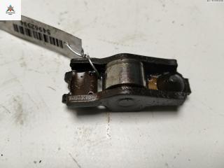 коромысло клапана (рокер) Renault Laguna 2 поколение [рестайлинг] 2005, 2.0 л., бензин, МКПП, серый, универсал, 7700107556