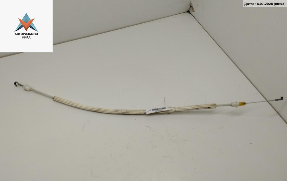 трос двери Audi A6 4B/C5 1999, 2.4 л., бензин, МКПП, синий, универсал - фото №1