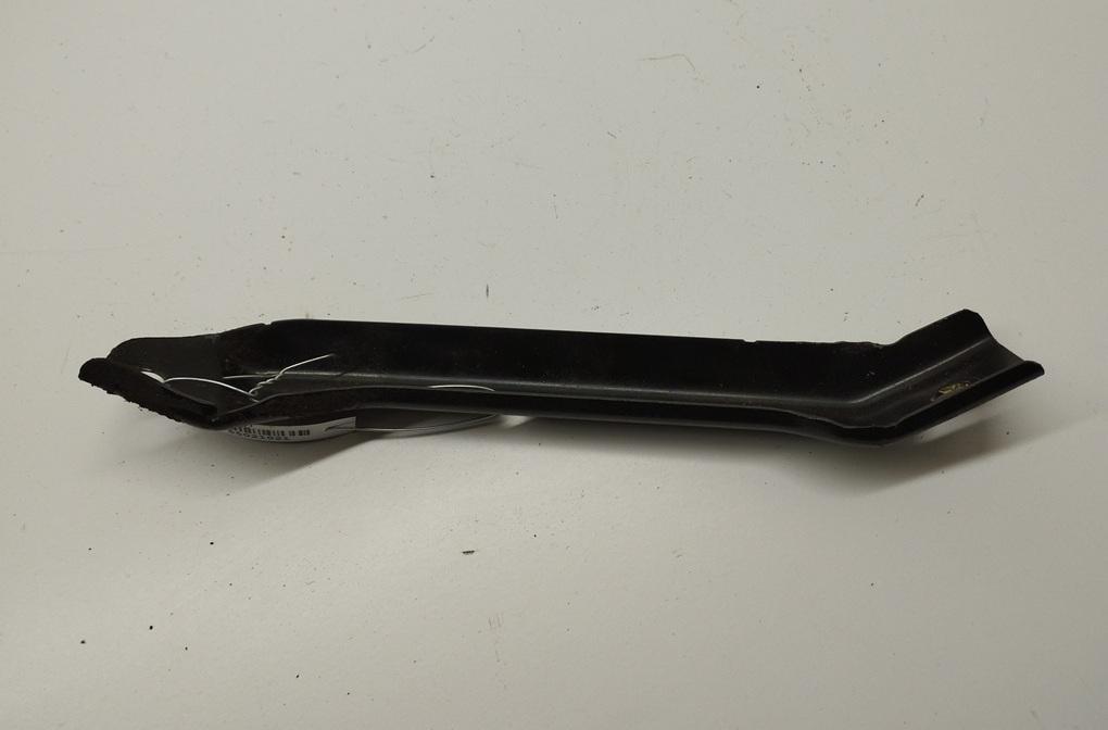 кронштейн (крепление) Audi A6 C6 2005, 2.4 л., бензин, АКПП, синий, седан, 4F0809891