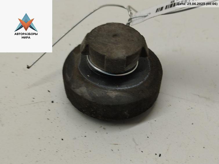 кронштейн радиатора Audi A6 4F/C6 2005, 2.4 л., бензин, АКПП, синий, седан, 8D0121275 - фото №1