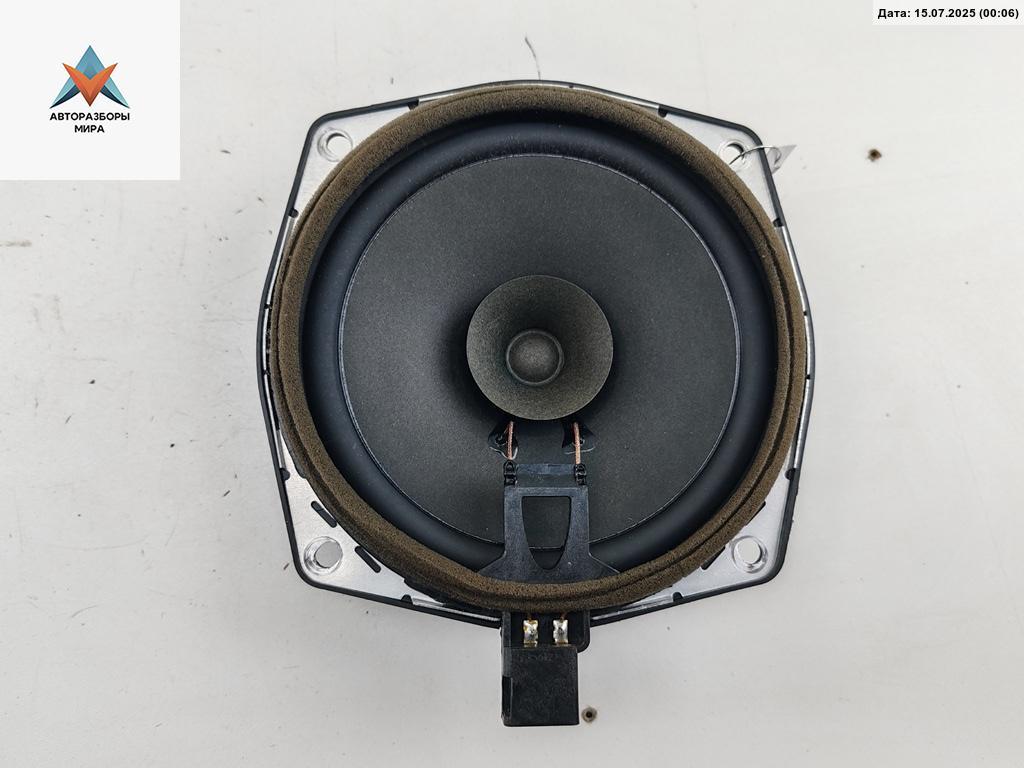 динамик двери Mitsubishi Space Runner 2 поколение 1999, 2.0 л., бензин, МКПП, красный, минивэн, MR301667 - фото №1