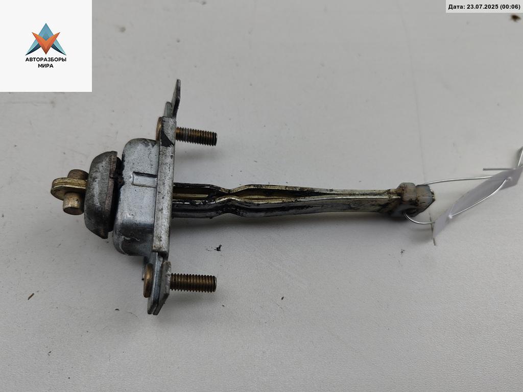 ограничитель открывания двери Mazda 323 BA 1997, хетчбэк 5 дв. - фото №1