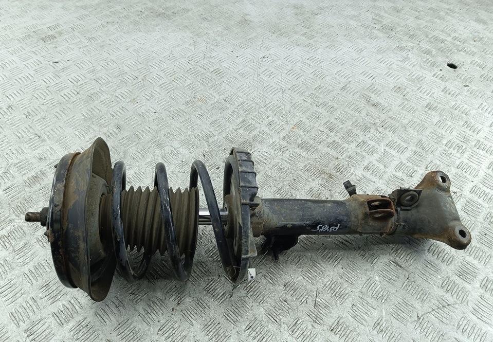стойка передняя Mercedes-Benz C W203 2002, 2.2 л., дизель, МКПП, серый, универсал, 2033204130