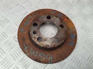 диск тормозной задний Skoda Fabia 3 поколение (NJ) 2015, 1.2 л., бензин, МКПП, хетчбэк 5 дв., 1J0615601P