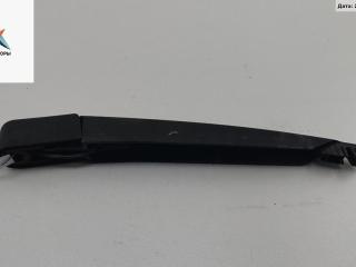 Щеткодержатель (поводок стеклоочистителя) задний Opel Astra H/Family [рестайлинг] 2005, 1.7 л., дизель, МКПП, зелёный, хетчбэк 5 дв., 13105983537