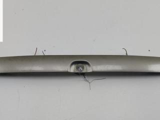 накладка подсветки номера Opel Omega B 1997, 2.0 л., бензин, АКПП, жёлтый, универсал, 90379079