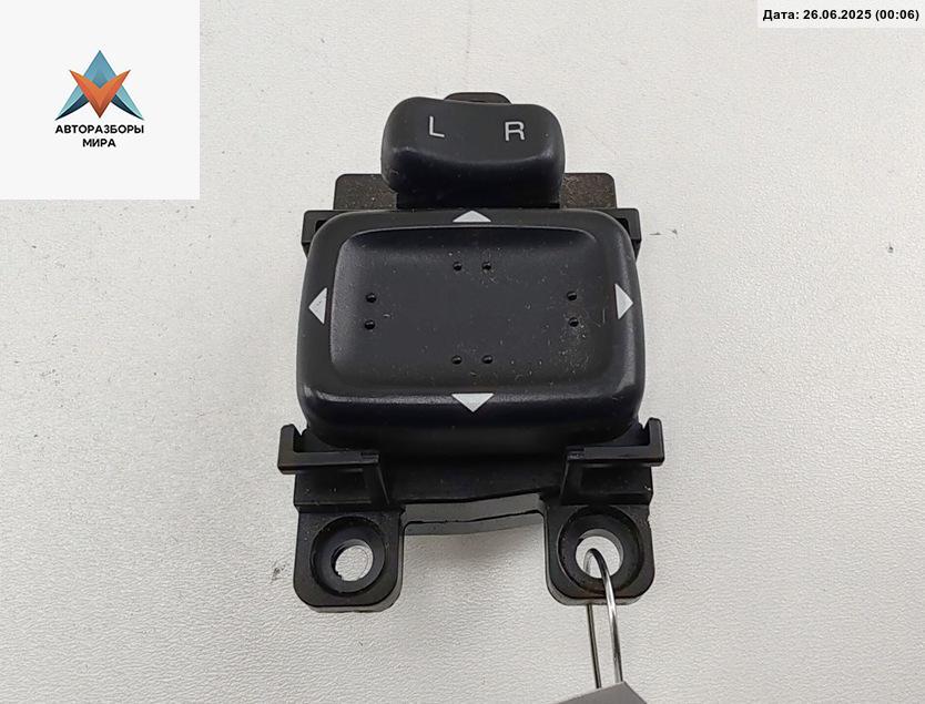 джойстик регулировки зеркал Mazda 6 GG 2003, 2.0 л., бензин, МКПП, серый, универсал, 183608 - фото №1