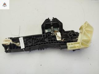 Корпус (держатель) ручки двери задней левой Mercedes-Benz E-Класс W212/S212/C207/A207 2010, 3.0 л., дизель, АКПП, бежевый, универсал, A2047602134