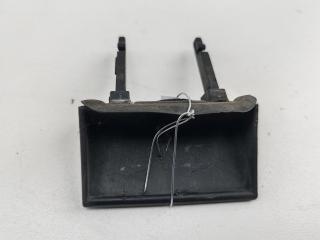 кнопка открытия багажника Audi A6 4B/C5 2000, 2.5 л., дизель, МКПП, серый, универсал, 4B0827777