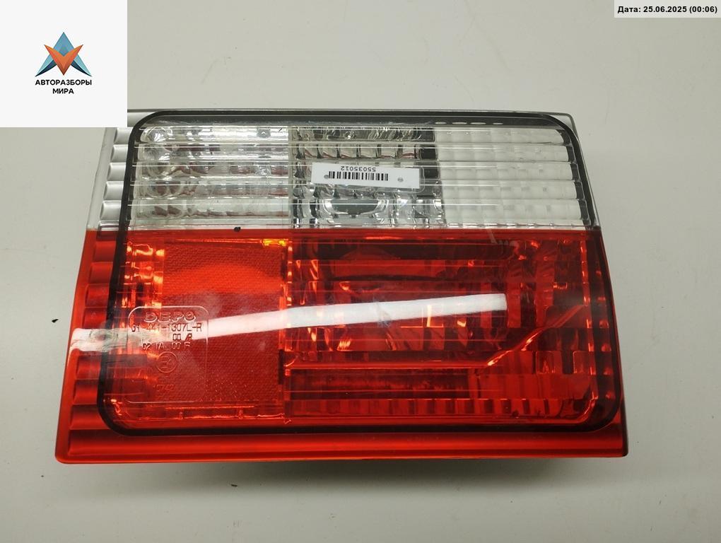 фонарь крышки багажника левый Audi 80 8C/B4 1994, 1.6 л., бензин, МКПП, серый, универсал, DEPO014411307L - фото №1