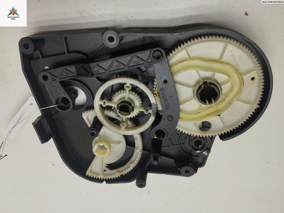 Заслонка печки/климат-контроля Ford Mondeo 4 поколение 2007, 2.0 л., дизель, АКПП, серый, универсал, 6G9119787B - фото №1