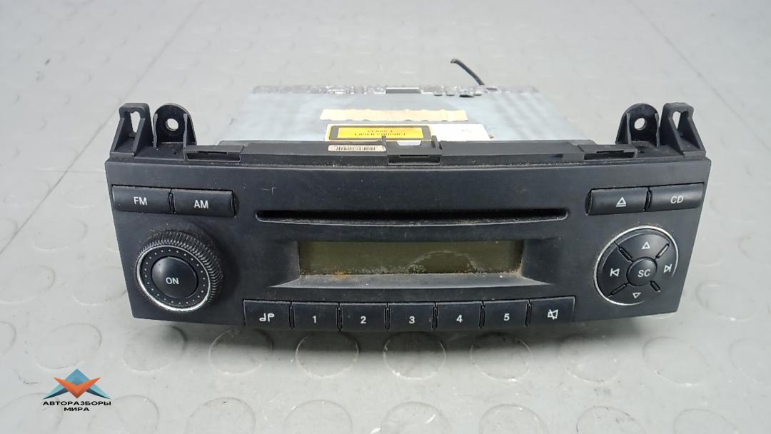 магнитола Mercedes-Benz Sprinter 2 поколение (W906) 2008, 2.2 л., CDI 211/311/411, дизель, МКПП, микроавтобус, A9068200886 - фото №1