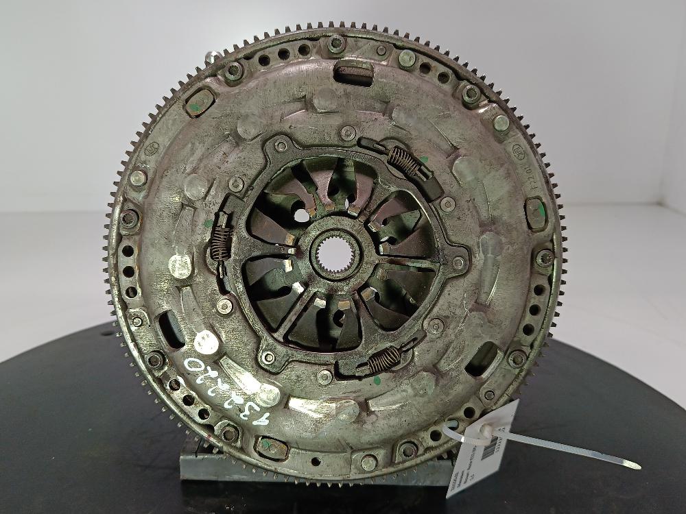 маховик Nissan Note E11 2008, цвет - фото №1