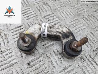 крепление стабилизатора / втулки стабилизатора Volkswagen Passat B5 1997, 1.6 л., бензин, МКПП, серый, седан, 4D0411317J