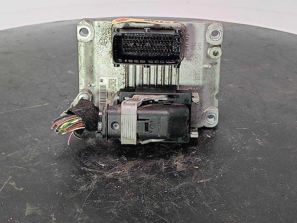 Блок управления двигателем Opel Corsa D 2008, цвет, 55352622 - фото №1