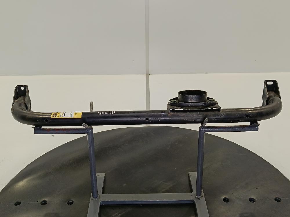 балка под радиатор Audi 100 4A/C4 1993, цвет, 4A0199519E - фото №1