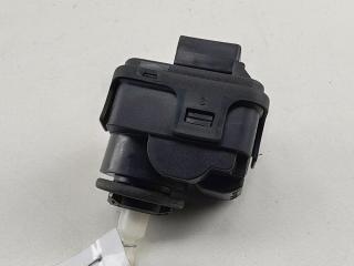 корректор фар Audi A6 4B/C5 1997, 2.4 л., бензин, АКПП, зелёный, седан, 8L0941295