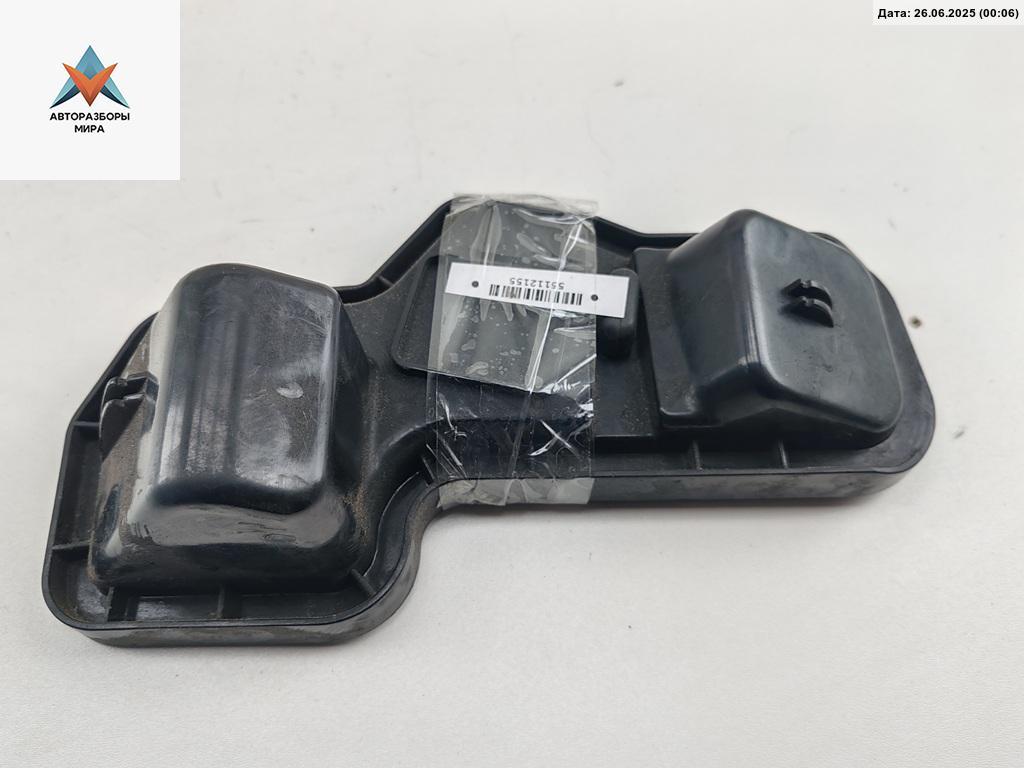 Крышка (заглушка) задняя фары Audi A6 4B/C5 1997, 2.4 л., бензин, АКПП, зелёный, седан, 20-5377 - фото №1