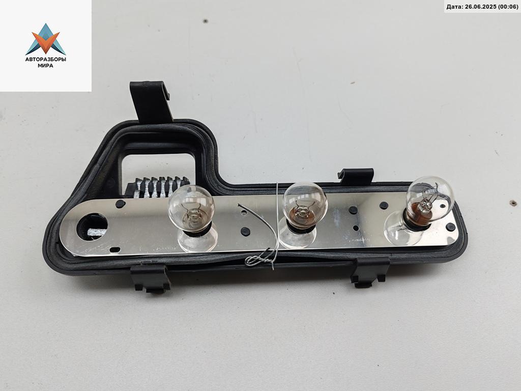 Плата фонаря заднего правого Opel Zafira 1 поколение (A) 2000, 1.8 л., бензин, МКПП, серый, минивэн, 5249 - фото №1