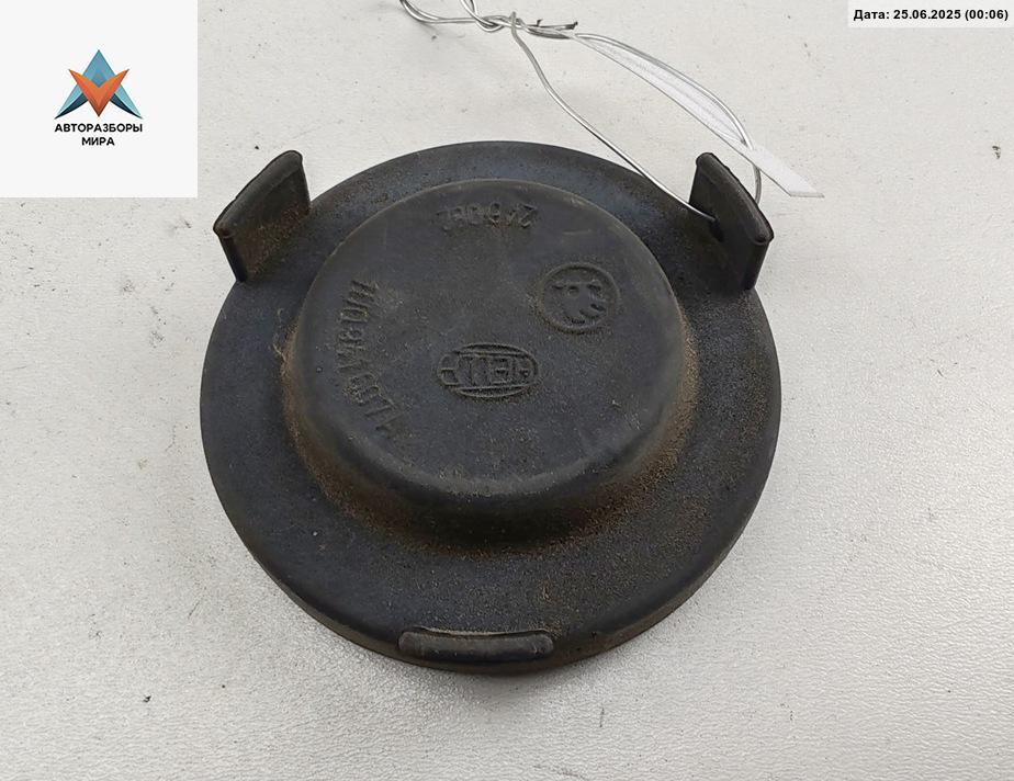 Крышка (заглушка) задняя фары Skoda Octavia mk1 (A4 1U) 1999, 1.6 л., бензин, МКПП, серый, универсал, 246082 - фото №1