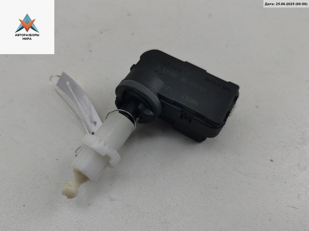 корректор фар Volkswagen Golf 5 поколение 2005, 1.4 л., бензин, МКПП, синий, хетчбэк 5 дв. - фото №1