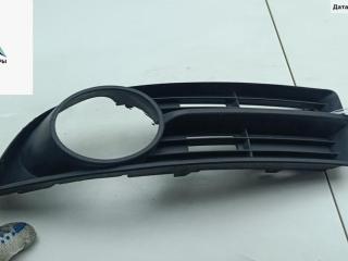 заглушка (решетка) в бампер Volkswagen Touran 1 поколение 2005, 2.0 л., дизель, АКПП, красный, минивэн, 1T0853665A