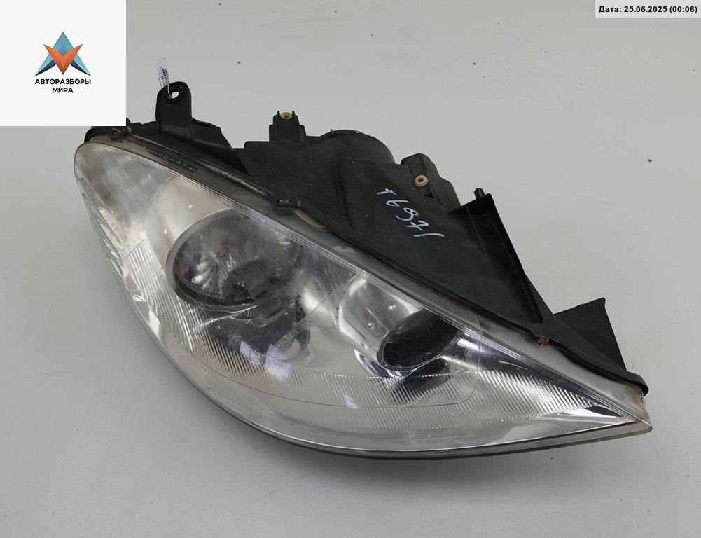 фара правая Peugeot 807 1 поколение 2004, 2.2 л., дизель, МКПП, серый, минивэн - фото №1