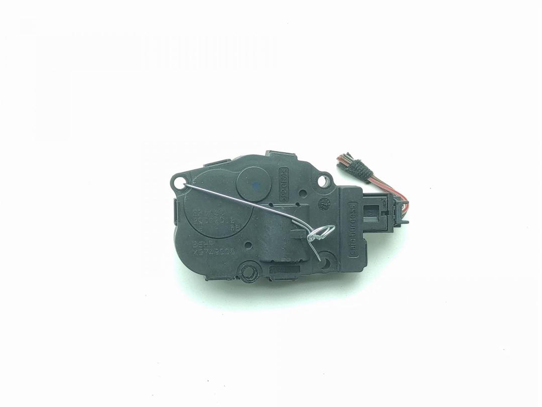 моторчик заслонки печки BMW 5 F10/F11 2012, 3.0 л., дизель, АКПП, чёрный, универсал, K9749006, 12062012