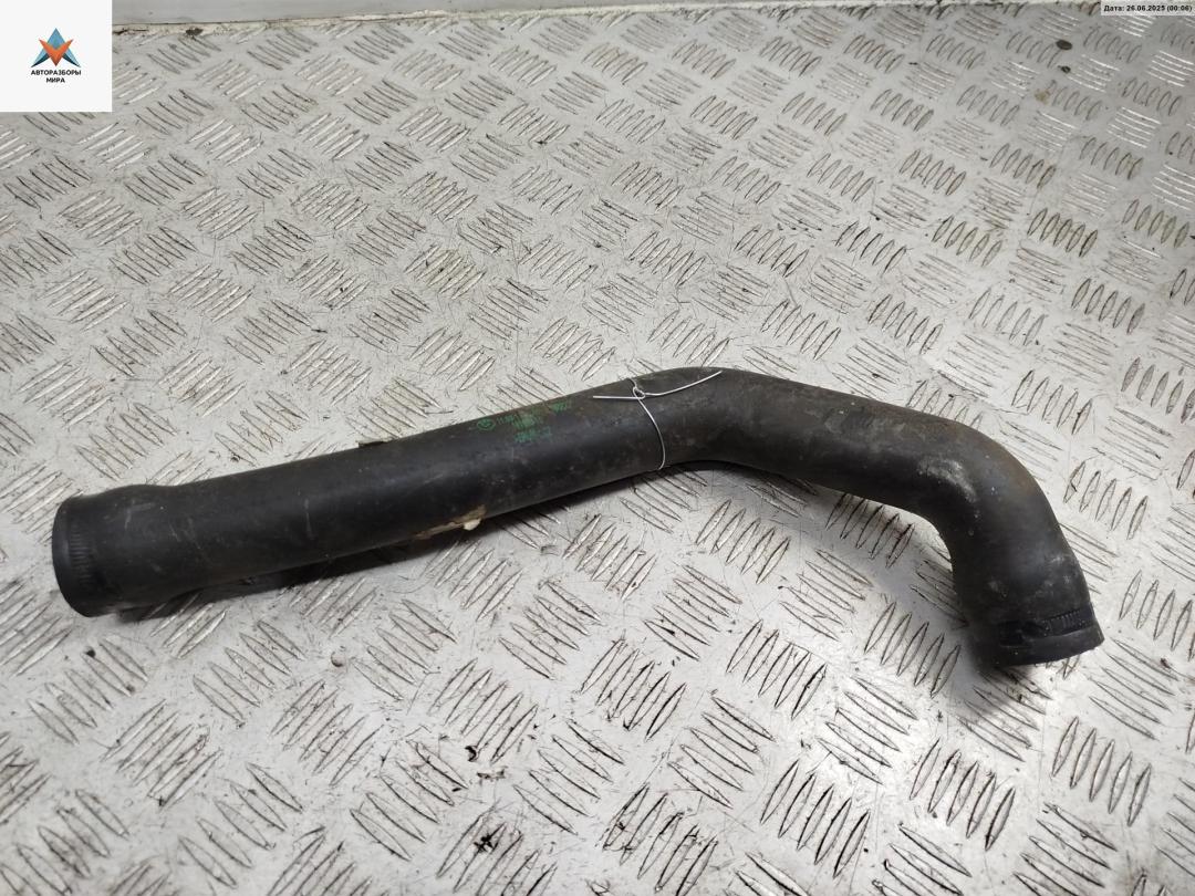 патрубок радиатора BMW 5 серия E39 1996, 2.5 л., бензин, 1740481 - фото №1