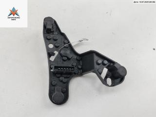 панель заднего левого фонаря Toyota Avensis 2 поколение (T250) 2003, 1.8 л., бензин, МКПП, серый, хетчбэк 5 дв., 89028786