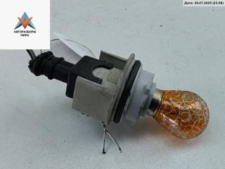 Патрон лампы указателя поворота Nissan Almera Tino V10 [рестайлинг] 2003, 2.2 л., дизель, МКПП, серый, минивэн
