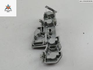 Плата фонаря заднего правого Volkswagen Passat B5 [рестайлинг] 2003, 2.0 л., бензин, МКПП, серый, седан, 385945258B