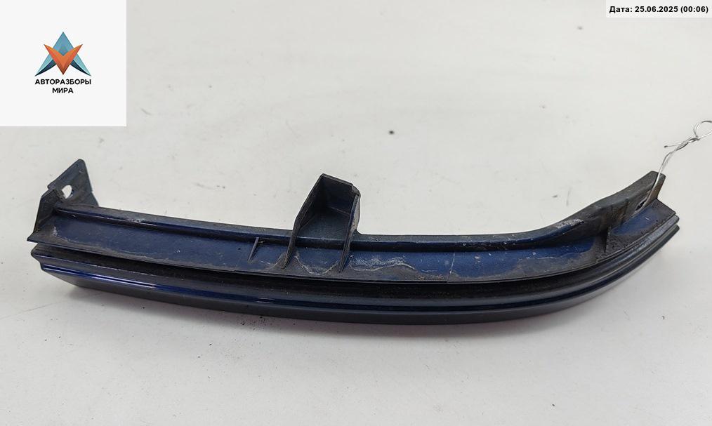 ресничка (ус) правой фары Opel Zafira 1 поколение (A) 2001, 1.8 л., бензин, МКПП, синий, минивэн, 90580652 - фото №1