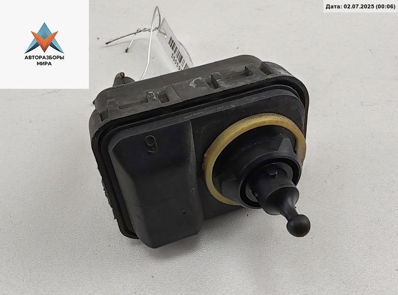 корректор фар Opel Zafira 1 поколение (A) 2002, 1.8 л., бензин, МКПП, синий, минивэн - фото №1