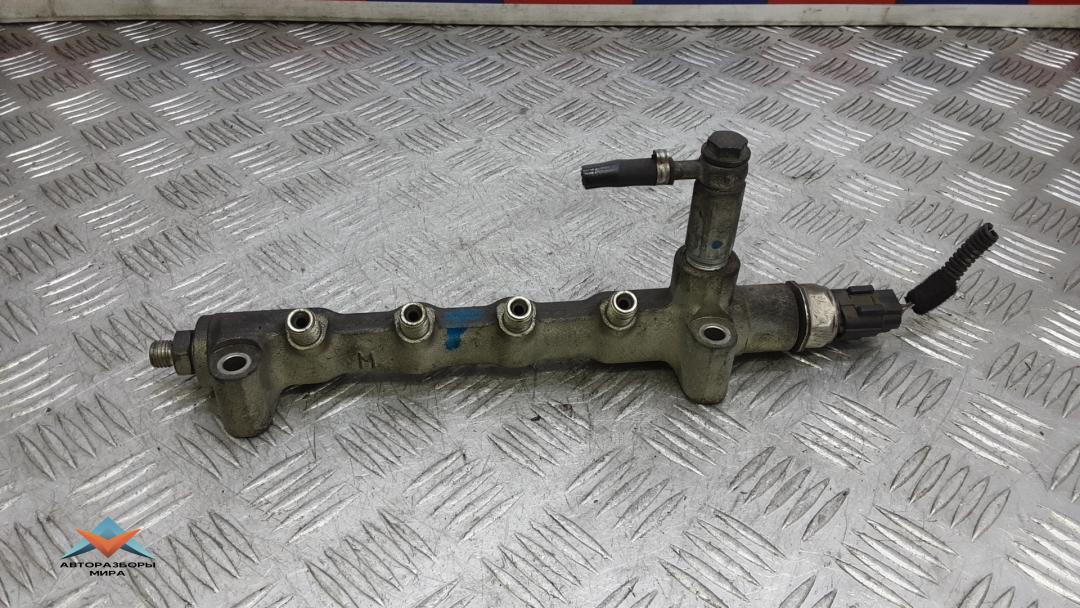 топливная рампа Opel Astra J 2009, 1.7 л., дизель, МКПП, хетчбэк 5 дв. - фото №1