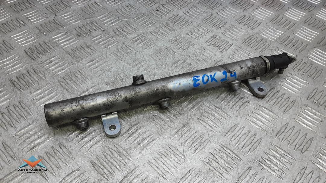 топливная рампа Mercedes-Benz M-Класс W164 2007, 3.0 л., D ML280 CDI, дизель, АКПП, внедорожник 5 дв., A6420702695001 - фото №1