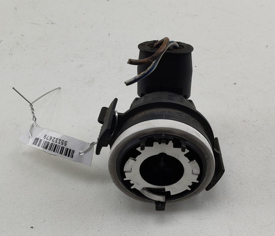Патрон лампы фары BMW 3 E46 2002, 2.0 л., дизель, МКПП, синий, универсал, 8380207