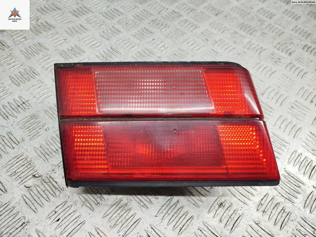 фонарь крышки багажника левый BMW 5 серия E34 1990, 2.5 л., бензин, МКПП, синий, седан, 1438011 - фото №1