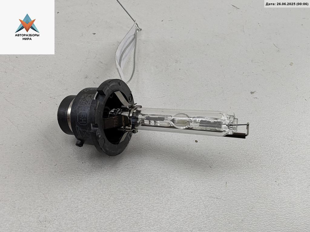 лампочка Volkswagen Touran 1 поколение 2005, 2.0 л., дизель, АКПП, красный, минивэн, 66240 - фото №1