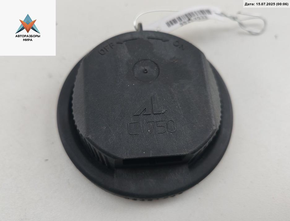 Крышка (заглушка) задняя фары Nissan Interstar 1 поколение 2008, 2.5 л., дизель, МКПП, белый, микроавтобус, 42221749 - фото №1