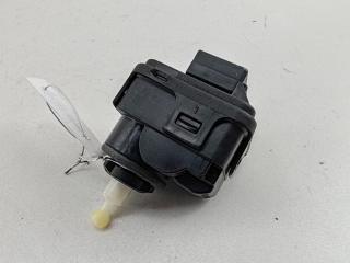 корректор фар Audi A6 C5 1999, 2.4 л., бензин, МКПП, синий, универсал, 00728213