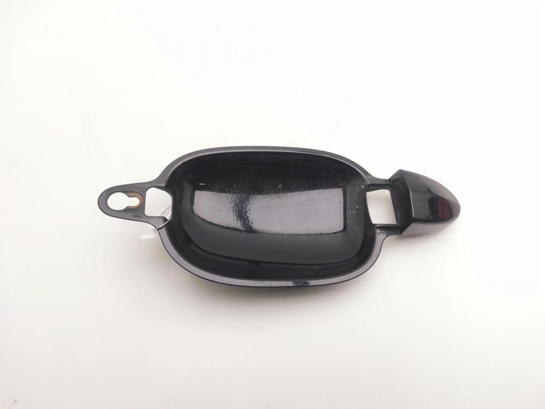 Накладка на ручку двери BMW 5 E60/E61 2004, 2.5 л., бензин, МКПП, чёрный, универсал