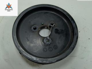 шкив насоса гидроусилителя BMW 3 серия E46 [рестайлинг] 2004, 2.0 л., дизель, МКПП, зелёный, седан, 7787106