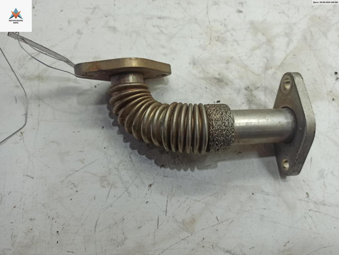 трубка системы рециркуляции EGR Volkswagen Transporter T4 1994, 1.9 л., дизель, МКПП, белый, микроавтобус, 028131521 - фото №1