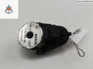 моторчик заслонки печки BMW 5 серия E34 1990, 2.5 л., бензин, МКПП, синий, седан, 13732679