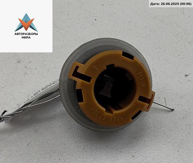 Патрон лампы указателя поворота Ford Mondeo 4 поколение 2007, 2.0 л., дизель, АКПП, серый, универсал, PY21W - фото №1