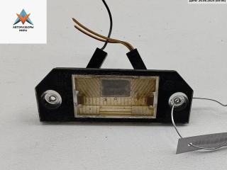 подсветка номера Ford Focus 2 поколение [рестайлинг] 2009, 1.6 л., дизель, МКПП, белый, универсал, 3M5A13550A