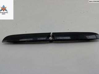 накладка подсветки номера Opel Zafira 1 поколение (A) 2002, 2.2 л., бензин, МКПП, чёрный, минивэн, 90579631