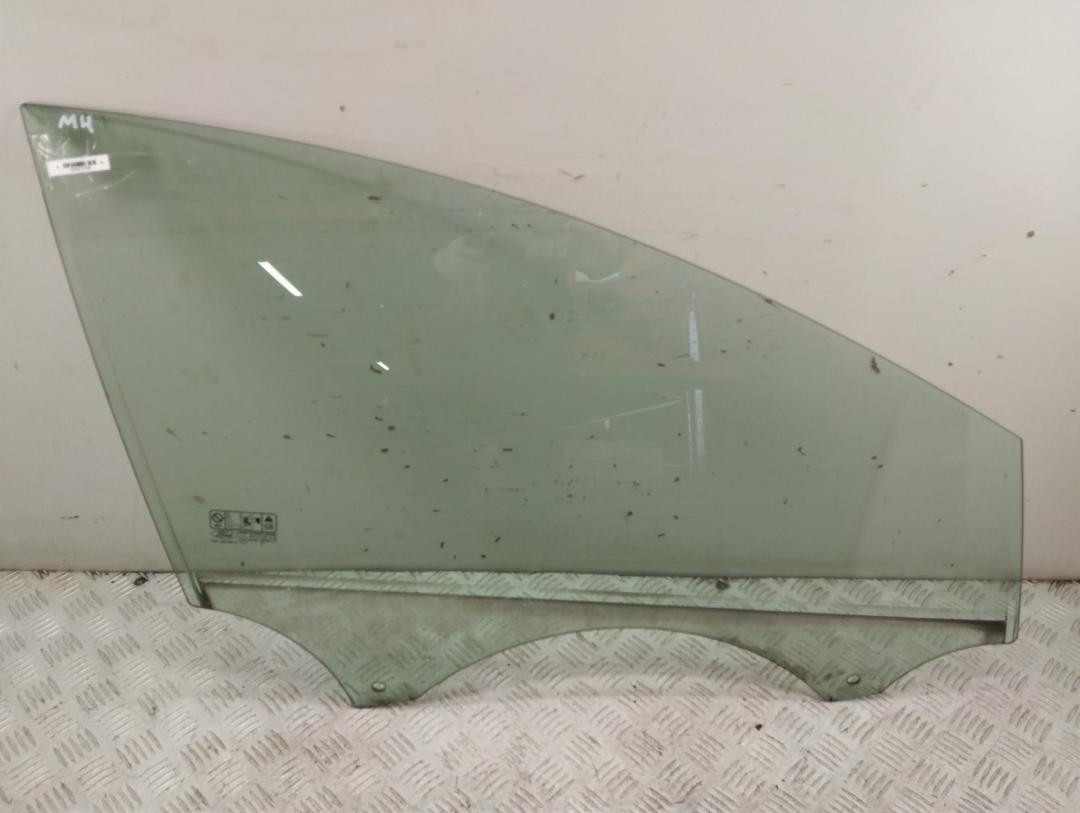 стекло двери передней правой Ford Mondeo IV 2009, 2.0 л., дизель, МКПП, чёрный, универсал